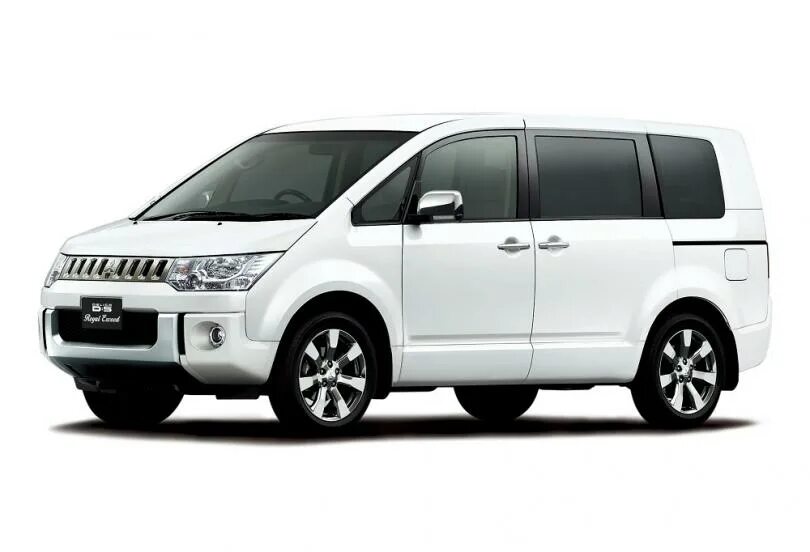 Mitsubishi Delica d5. Mitsubishi Delica d:5. Мицубиси Делика д5 2021. Минивэн Mitsubishi Delica d:5.