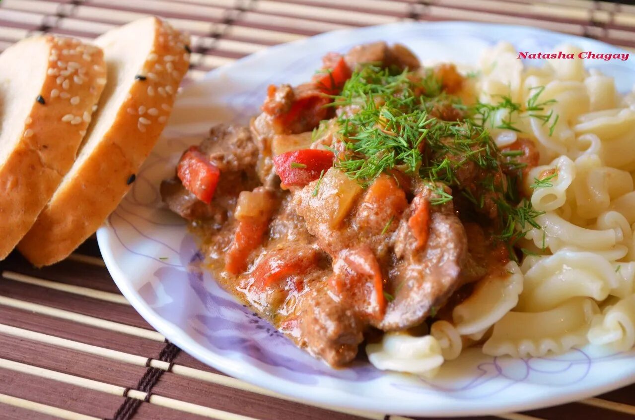 Подлива с печенью луком и морковью. Тувонь сывель Максо Марто (печень, жаренная со свининой).