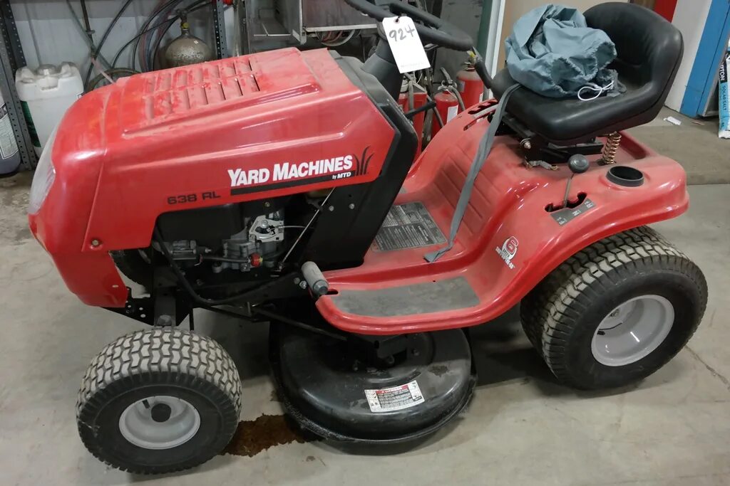 Yard machines. Садовый трактор mtd g 200. минитрактор (садовый трактор) mtd yard-man aj 5200. газонокосилка yard machines 742 srl. mtd yard machines трактор.