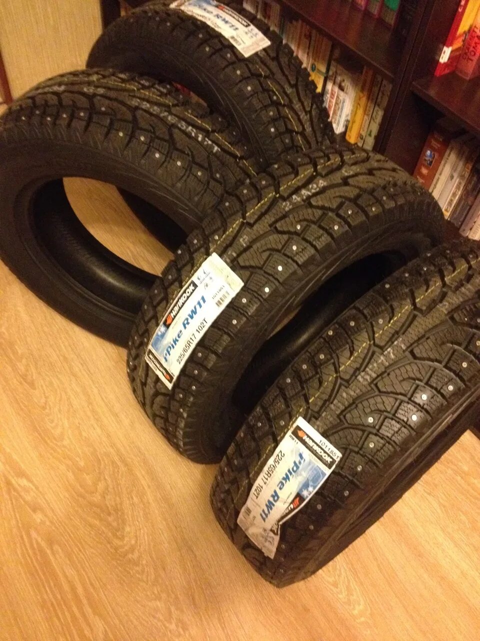 I pike rw11. Hankook i Pike rw11. Hankook i'Pike rw11 225/60 r17 99t. 215/60r17 Hankook rw11 96t. Hankook i'Pike rw11 рвется.