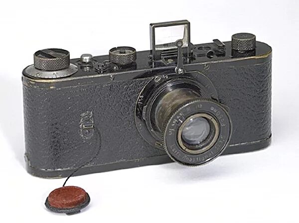 Фотоаппараты 1850 Британия Хадсон. Barnack Leica. Фотоаппаратура 20 век. Leica 0.