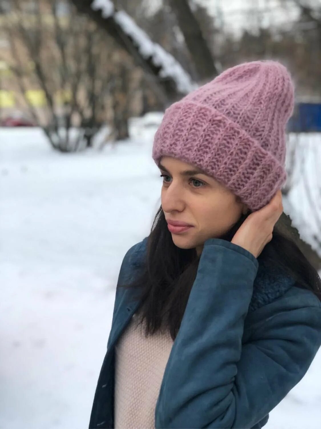 шапка с отворотом из пряжи ализе. шапка с отворотом из ализе пуффи. шапка с отворотом из пряжи ализе. шапка mohair classic alize. чалма ализе пуффи.