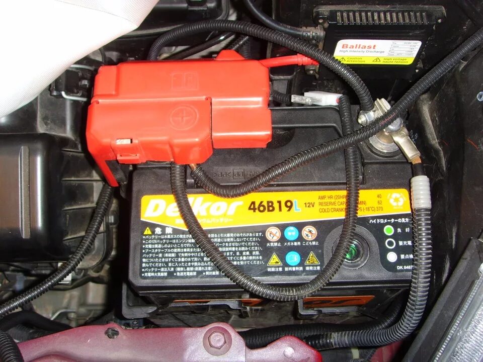 Какой аккумулятор поставить на фит шаттл. Аккумулятор хонда фит шаттл. Батарея высоковольтная honda fit shuttle. Honda fit hybrid акб. Фит шаттл аккумулятор.