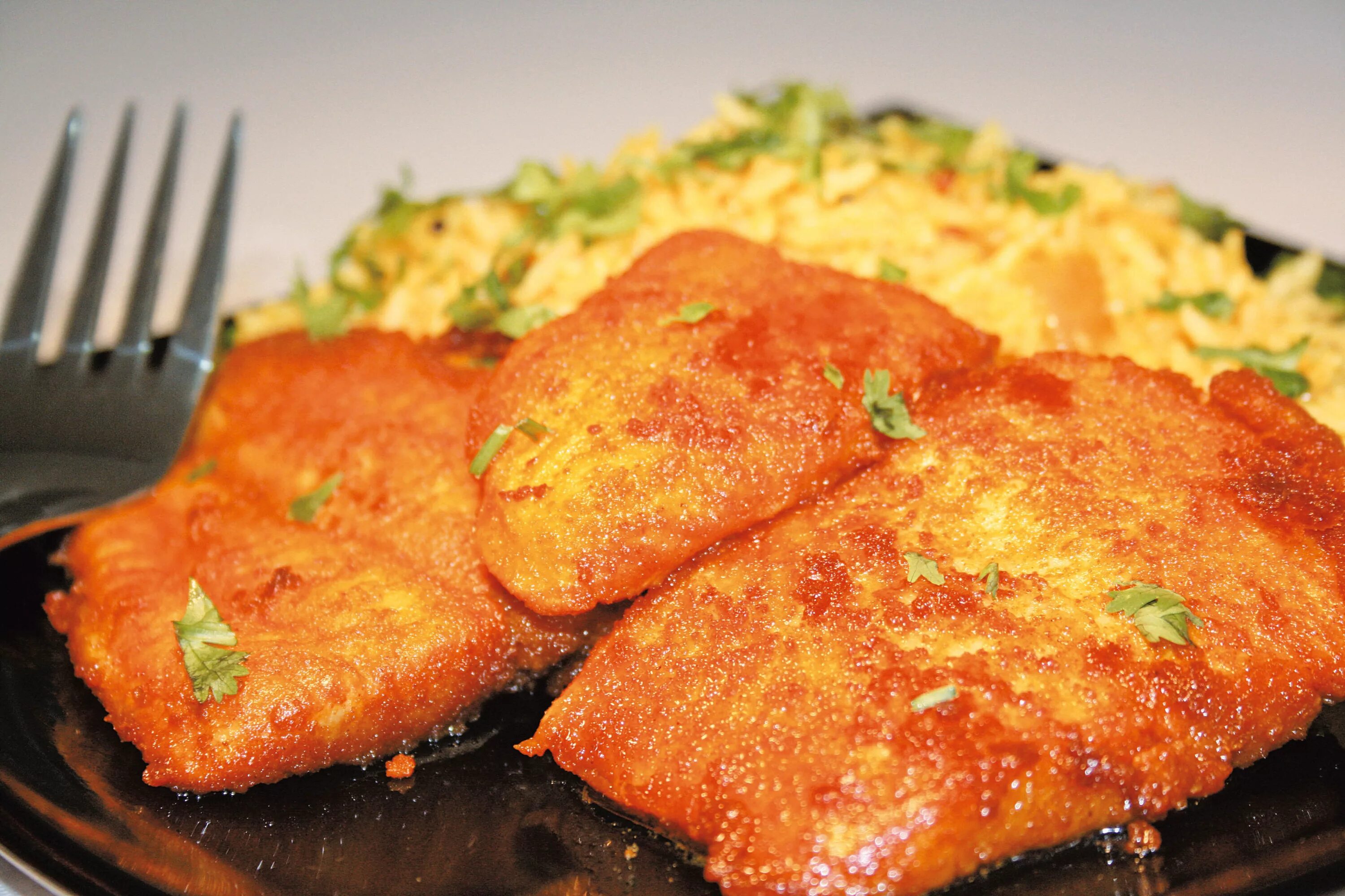 блюда из кеты рецепты с фото. стейк кеты в духовке. семужный посол красной рыбы по сахалински. красная рыба запеченная в духовке. кета в духовке фото.