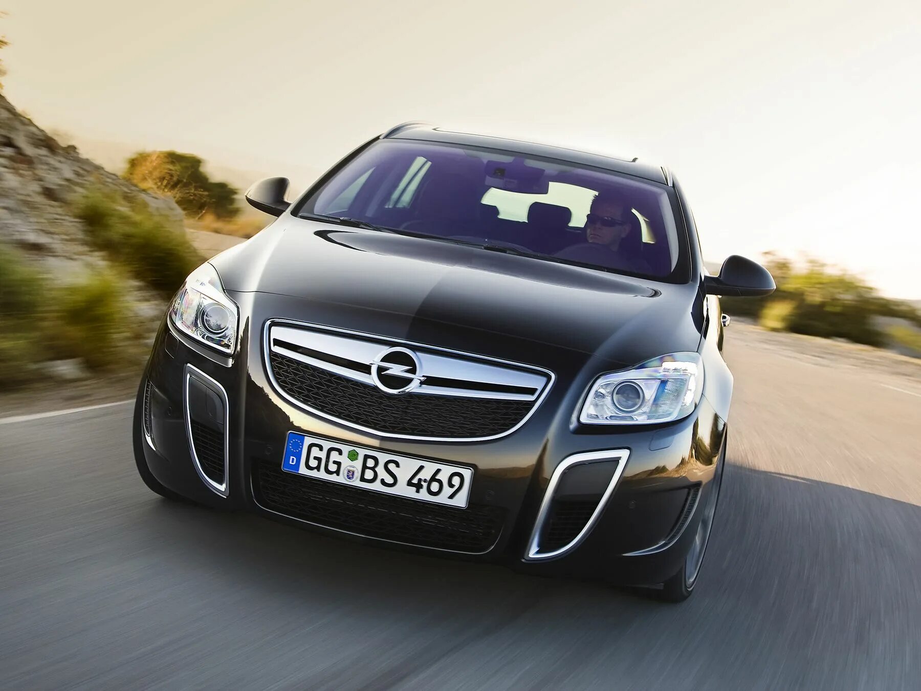 Автомобиль опель фото Тест-драйв: Благодарим универсал Opel Insignia Sports Tourer 4 × 4 DRIVE2