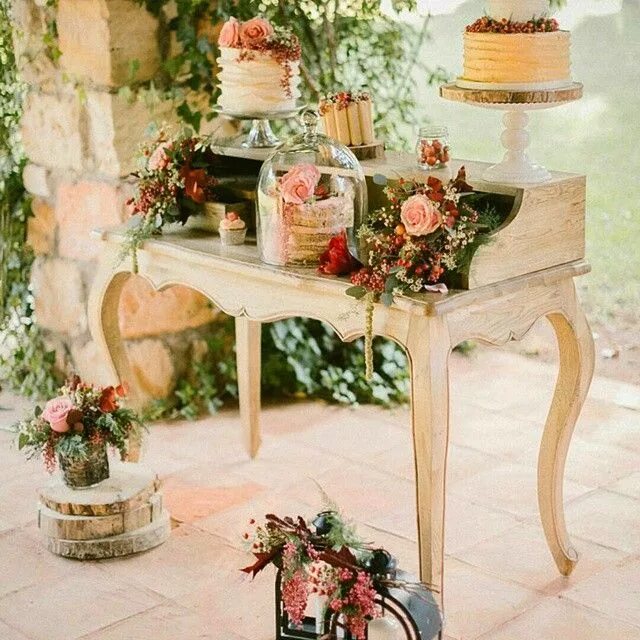 Фотозона для тортиков. Оформить стулья в конфетном стиле. Фотозона торт с цветами.