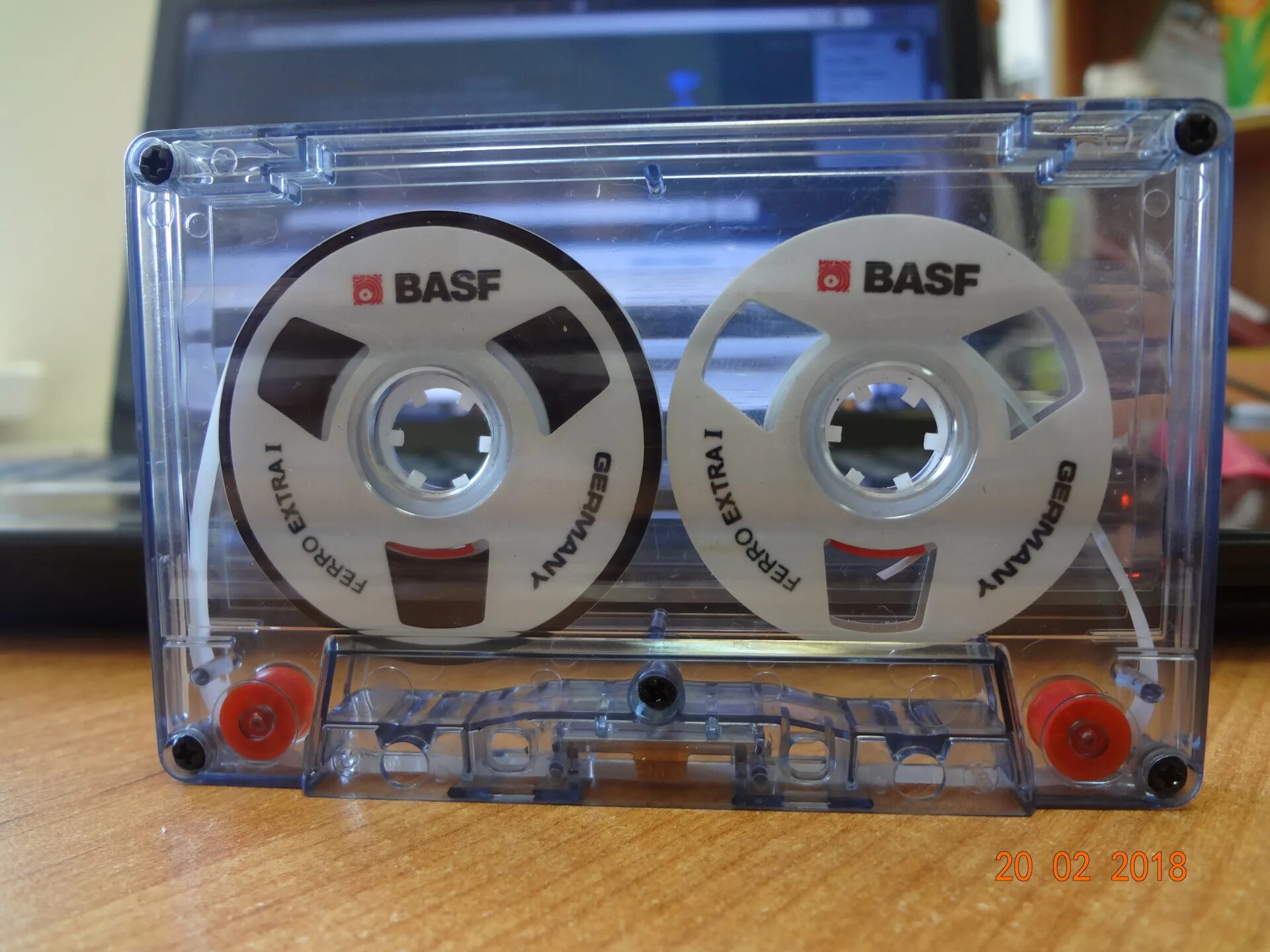 Покажи кассеты. Кассеты БАСФ для магнитофона. Кассета для магнитофона Sony Type i. Кассета для магнитофона BASF. Магнитофон кассета BASF c60.