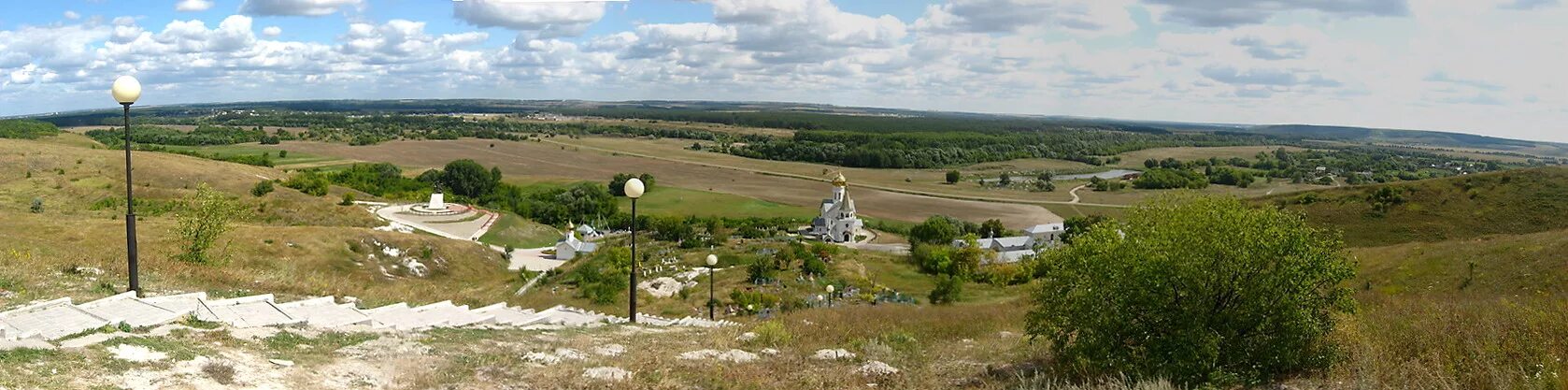 Холки парк. Холки монастырь белгородская область. Холковский пещерный монастырь белгородская область. Холки монастырь белгородская область. Холки парк.