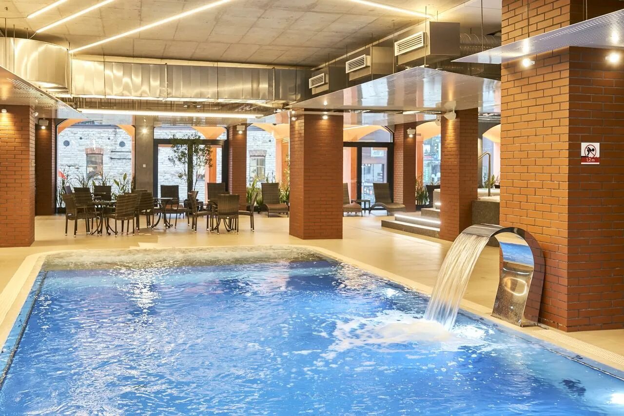 Бассейн метрополь. Метрополь гостиница москва спа. metropol hotel tallinn -spa. метрополь отель москва бассейн. гостиница метрополь бассейн.