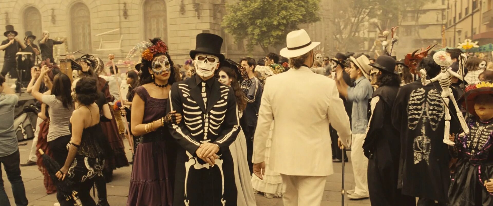 Семь дней 2015. Спектр 007 день мертвых. 007 Спектр карнавал. 007 Спектр Мехико.