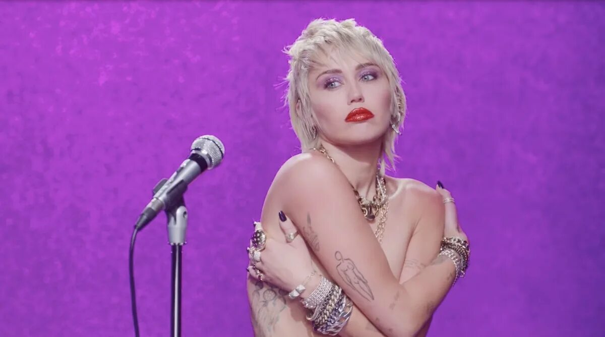Майли сайрус маллет. Майли сайрус 2023. Miley cyrus backyard sessions. Майли сайрус 2023. Песня майли сайрус популярные.