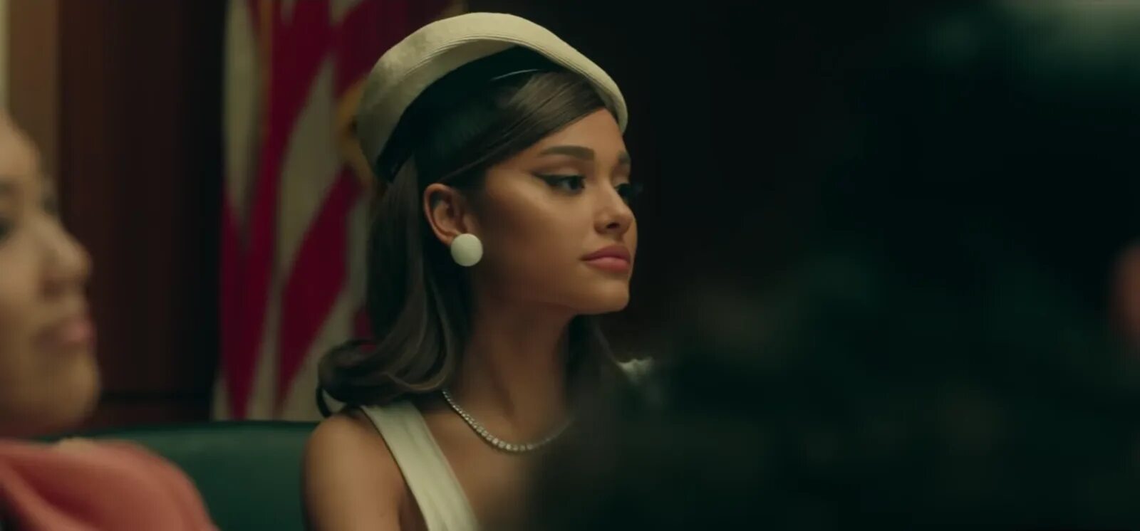 Yes and ariana grande клип. Ariana grande 2021. ариана гранде 2020 position. ariana grande 2022. ариана гранде 2023.