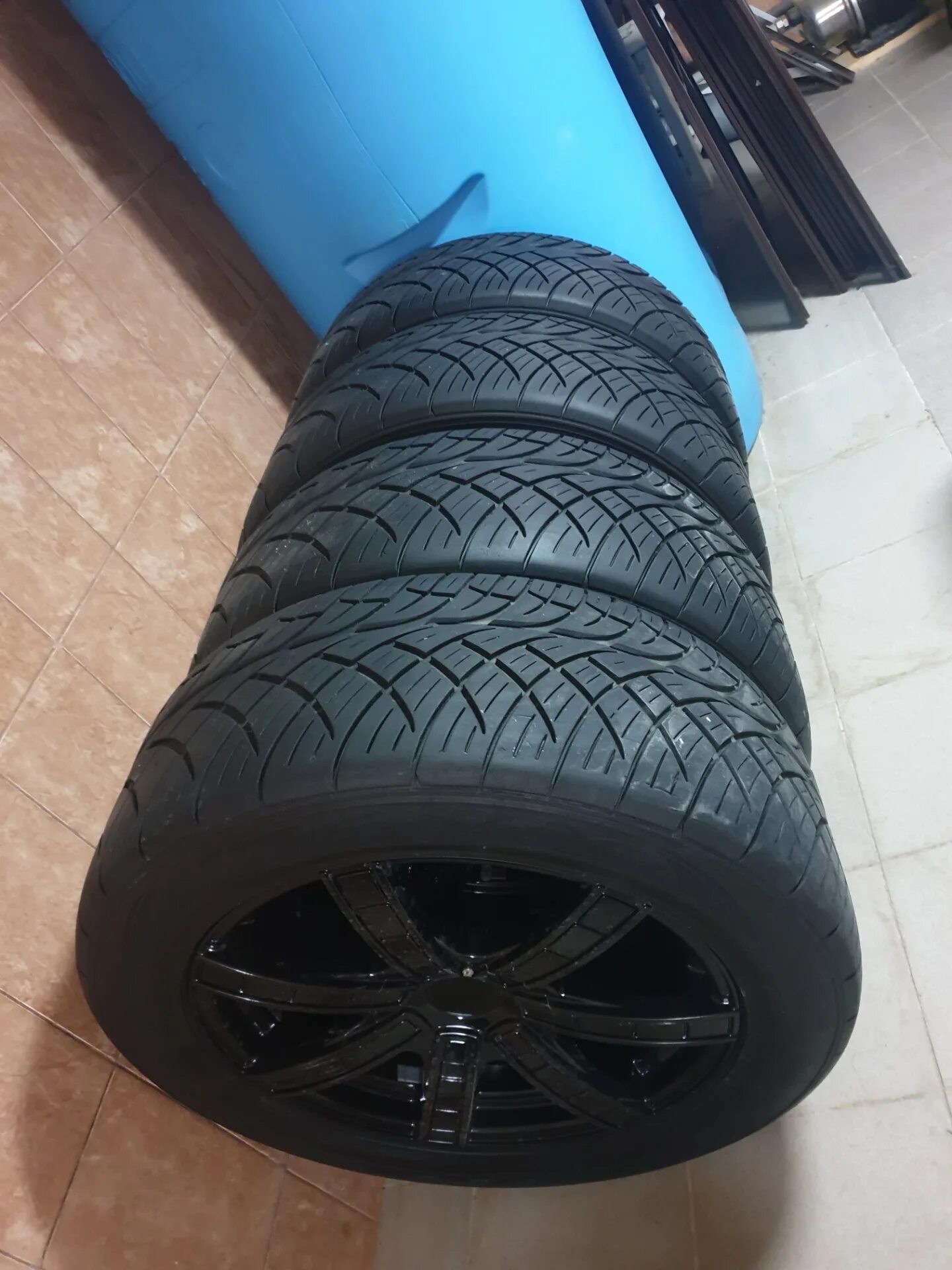 235/30 r20 nitto neo gen 88w. Нитто 420s. Nitto ridge grappler. 285 р 20 фото. Nitto nt420s 285/50 r20.