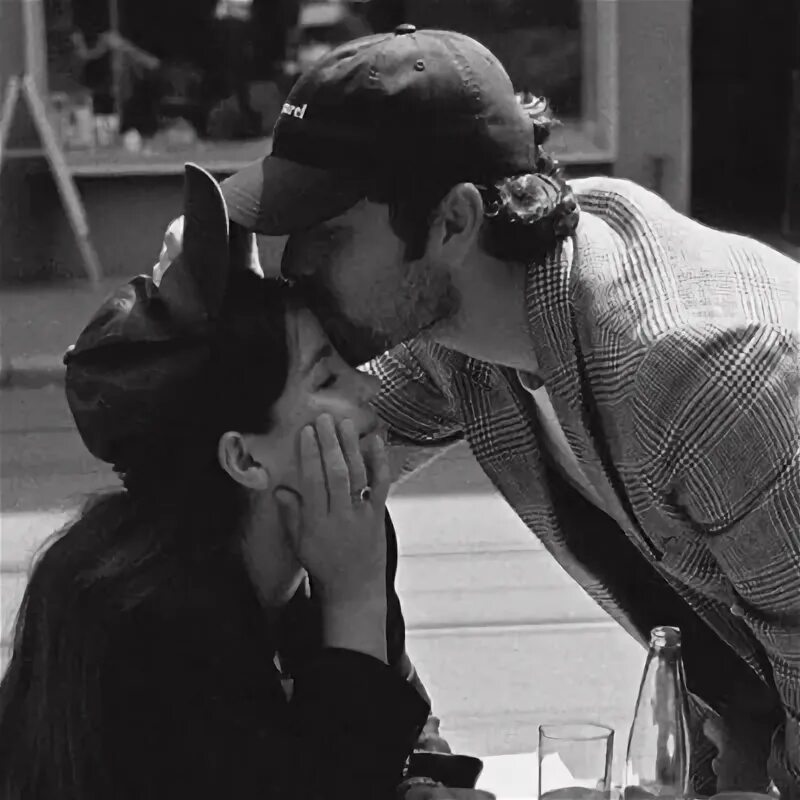 Я тебя поцелую потом. Поцелуй. А он меня целует 2024. Страсть эстетика. А он меня целует 2024.