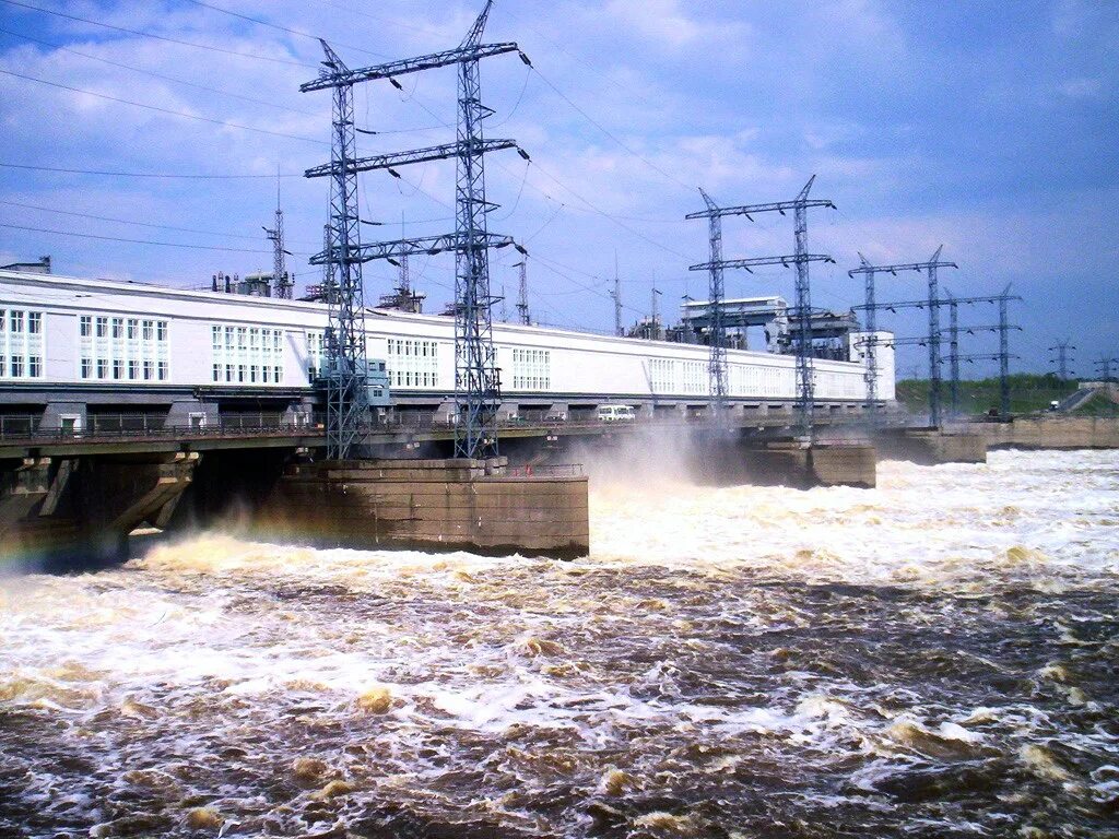 Камгэс работа. Камская гэс пермь. плотина камгэс пермь. пао русгидро камская гэс. камская гэс 1954.
