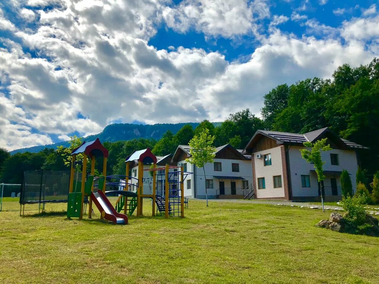 Нижегородская апшеронский район термальные источники. Турбазы гуамка. Турбаза водолей краснодарский край апшеронский район. Апшеронск гуамка термальные источники водолей. Турбазы гуамка.