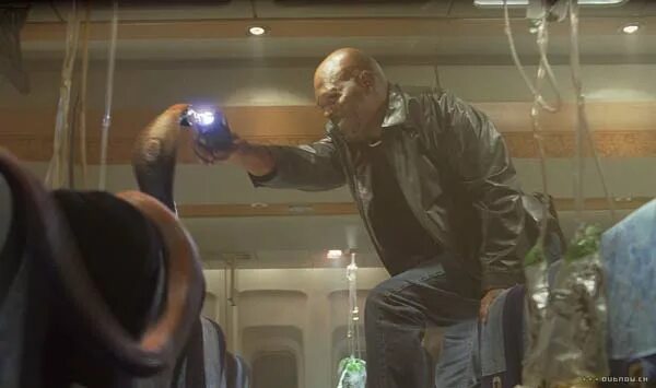 Сэмюэл л джексон змеиный полет. Сэмюэл л джексон змеиный полет. Змеиный полет 2006. Змеиный полет. Змеиный полет 2006.