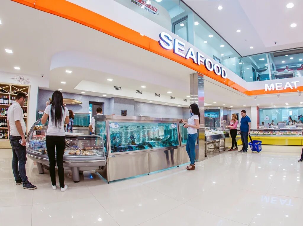 Сас фудкорт. Супермаркет sas food армения. sas ереван. sas магазин в ереване. фуд корт армения сас.