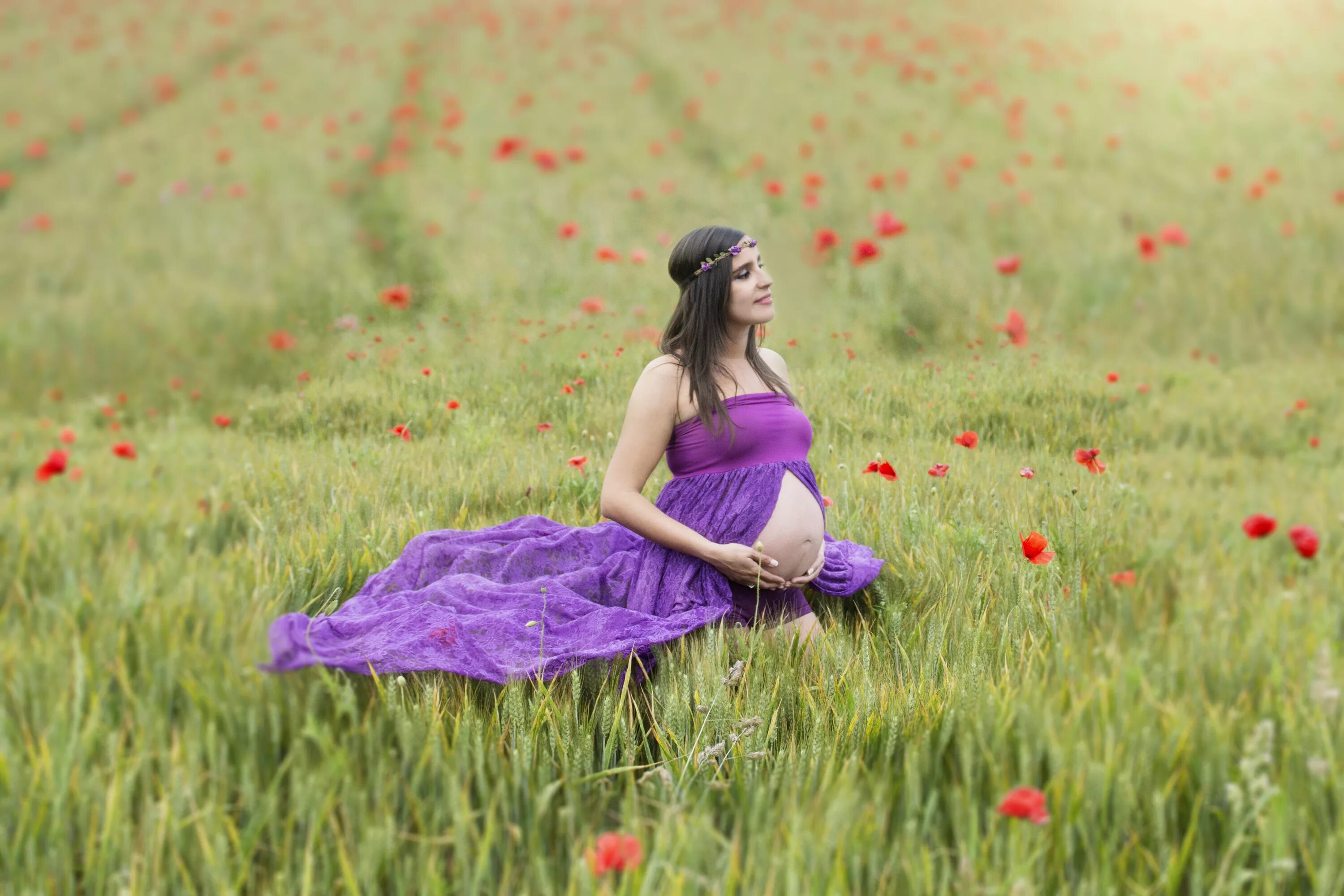 Фотосессия беременной в поле. Фотосессия на природе. Баба натур