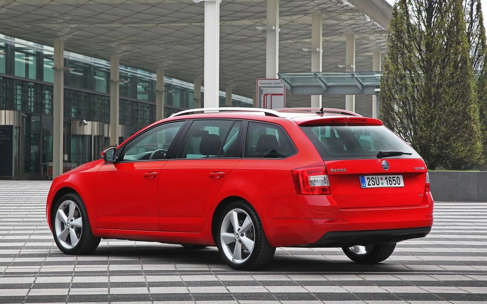 Skoda Octavia Combi 3. Skoda Octavia 2017 универсал. Skoda Octavia Combi 2013.