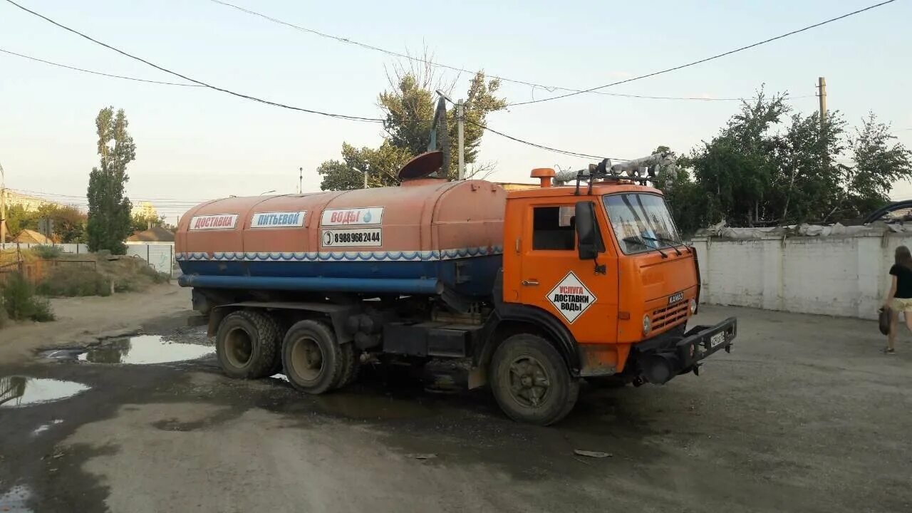 симбирский водовоз фонтан в ульяновске. газон некст водовозка. водовоз юг. камаз 4308 автоцистерна. памятник водовозу в кронштадте.