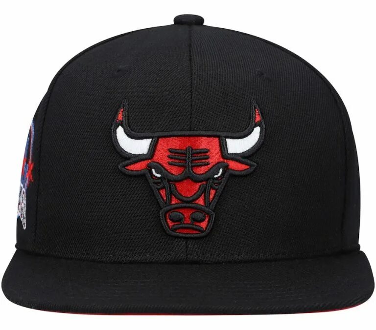 Bulls одежда. Чикаго буллз одежда. шапка яулок чикаго буллз. chicago bulls костюм винтаж. кепка чикаго буллз из 90.