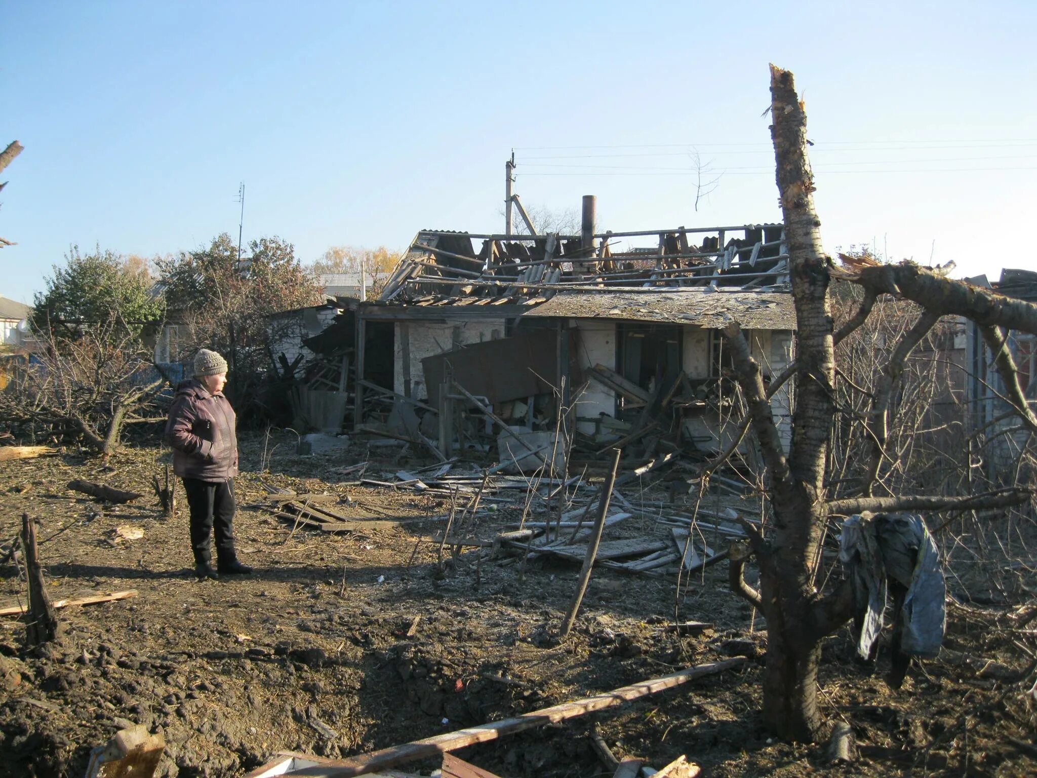 Направление сватово новости. Взрыв в Сватово 2015. Сватово разрушенные здания. Сватово Луганская область взрывы. Сватово взрыв склада боеприпасов.