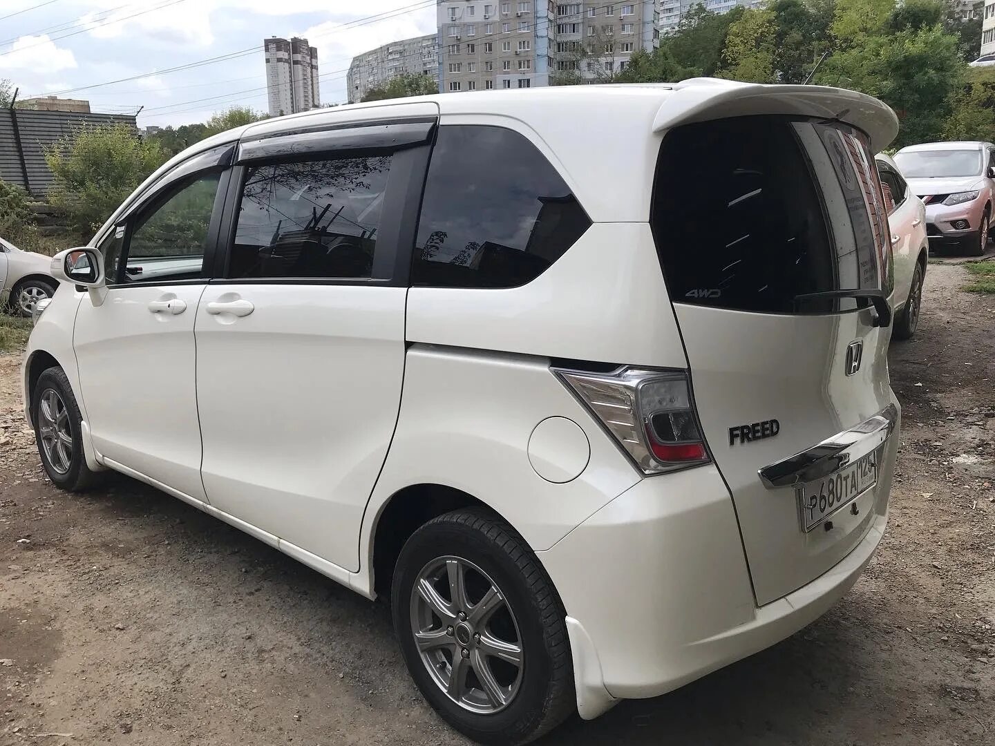 Honda freed 2 tuning. Спойлер mugen honda freed. Спойлер honda freed gb3. Спойлер freed. Mugen honda freed 2013.