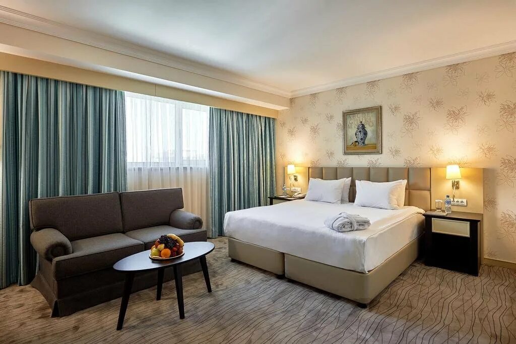 Ташкент отели в центре. Ташкент Wyndham Tashkent. Wyndham Hotel Ташкент. Wyndham Tashkent 4* Ташкент. Гостиница Дедеман в Ташкенте.