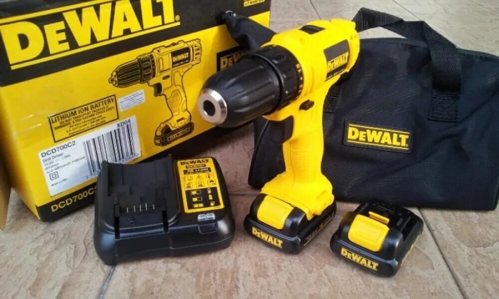 Шуруповерт деволт оригинал. Dewalt dcd700c2. dewalt dcd 778. dcd700 шуруповерт dewalt. dewalt dcd 734.