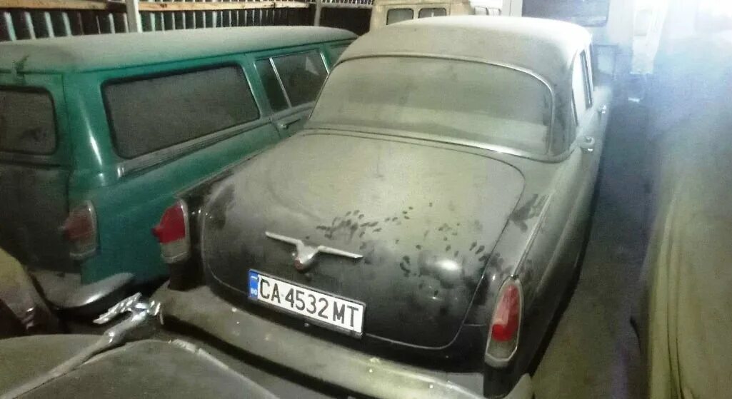 Волга проехала. Болгарские автомобили. советские автомобили в болгарии. современная волга автомобиль. волга машина 2025.