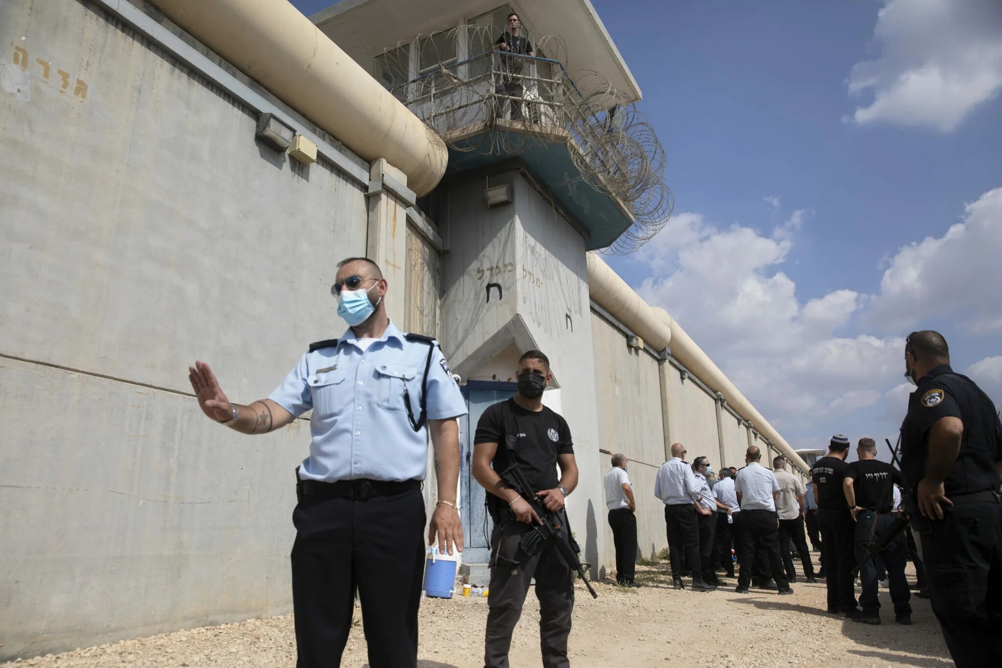 Мусульмане в тюрьмах. Тюрьма в Израиле. Депортационная тюрьма в Израиле.