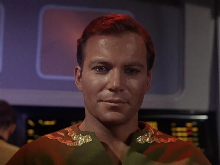 Включи кирк. Джеймс тиберий кирк. star trek кирк. капитан кирк звездный путь. капитан джеймс тиберий кирк.