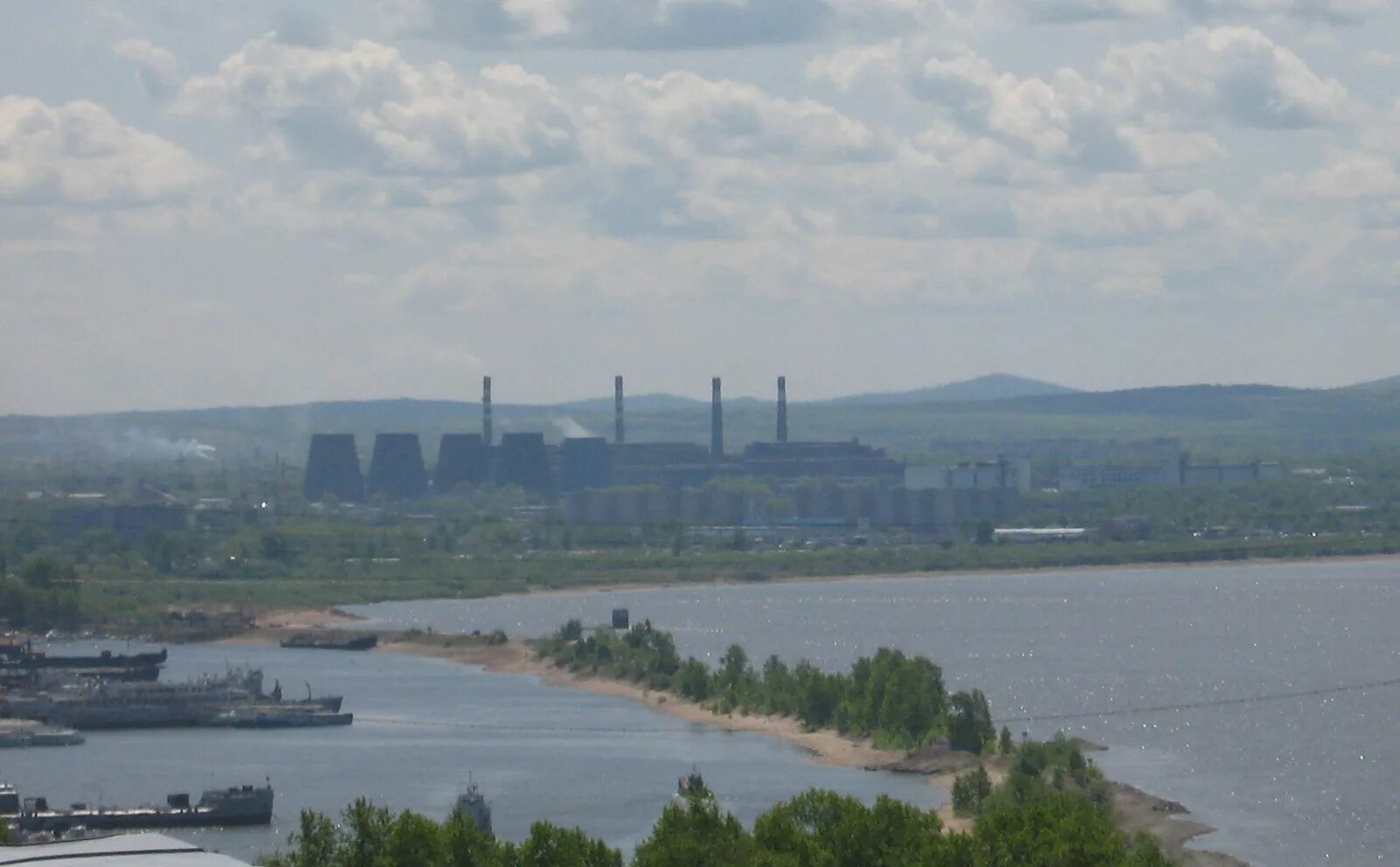 Аэс в хабаровском крае. Хабаровская ТЭЦ-1. Хабаровск ГРЭС. ТЭЦ 1 Хабаровск в Хабаровске. Хабаровская ТЭЦ-4.