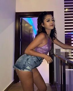 Malu Trevejo Live Stream Video and Photos 12/14/2020.