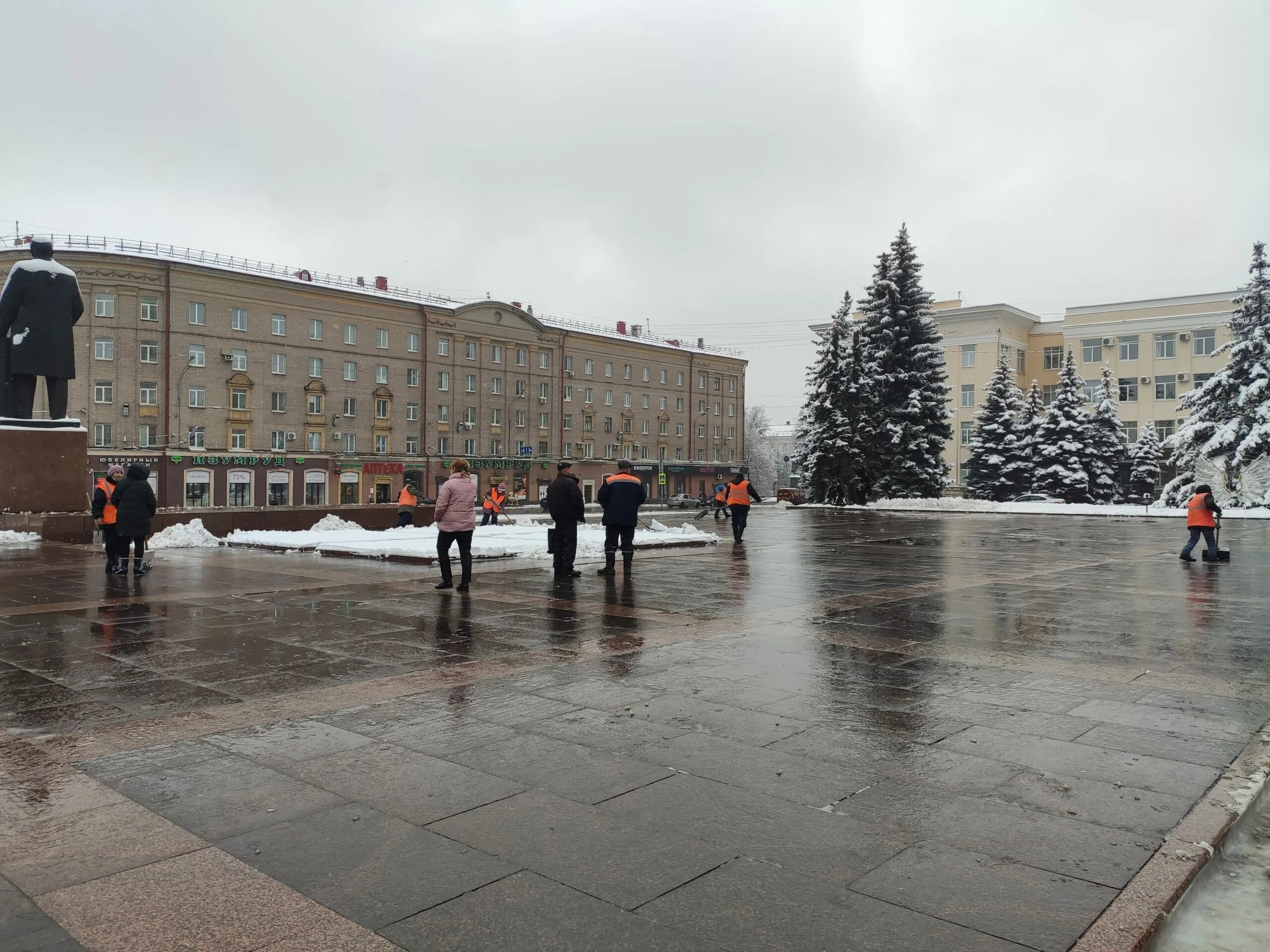 Снежное площадь. Зимняя городская площадь. Снежное площадь. Концепция снежного городка. Площадь ленина архангельск.