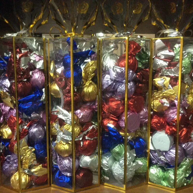 где продать конфеты. конфеты ассортимент. конфеты которые продаются только в америке. конфеты разные. фабрика конфет.