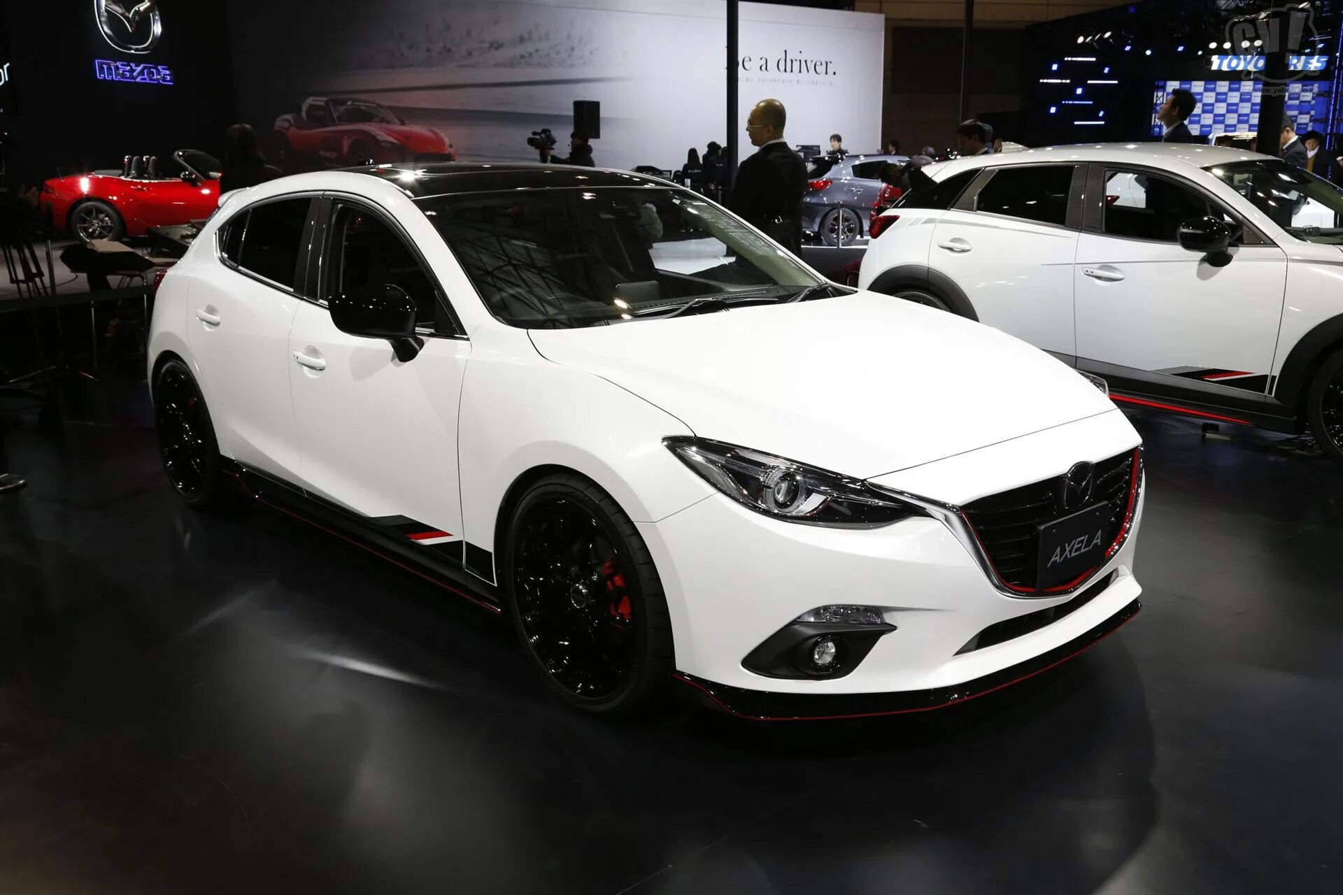 Mazda Axela 2018. Mazda Axela 2018 белая. Mazda Axela 2017 белая. Мазда Аксела белая 2018. Mazda axela 2019