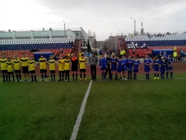 фк луч клинцы. дюсш клинцы. и. соревнования по футболу клинцы.