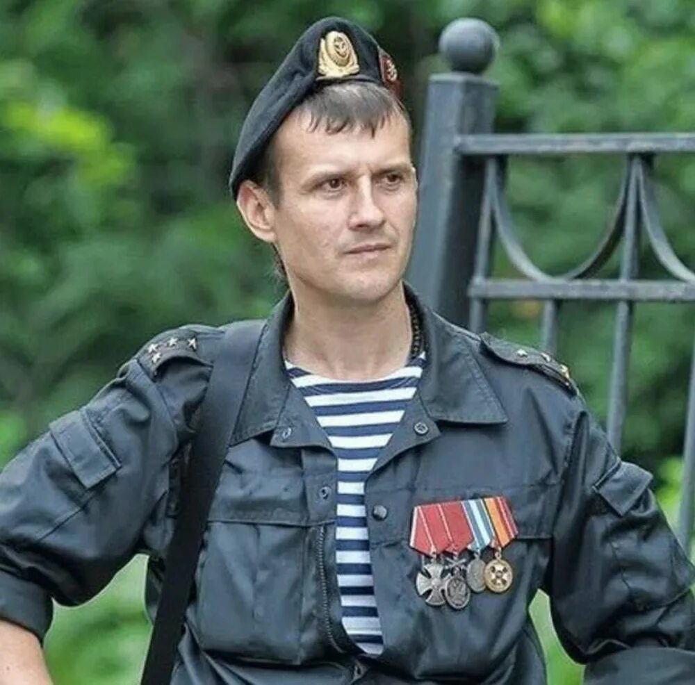 Берет казаки
