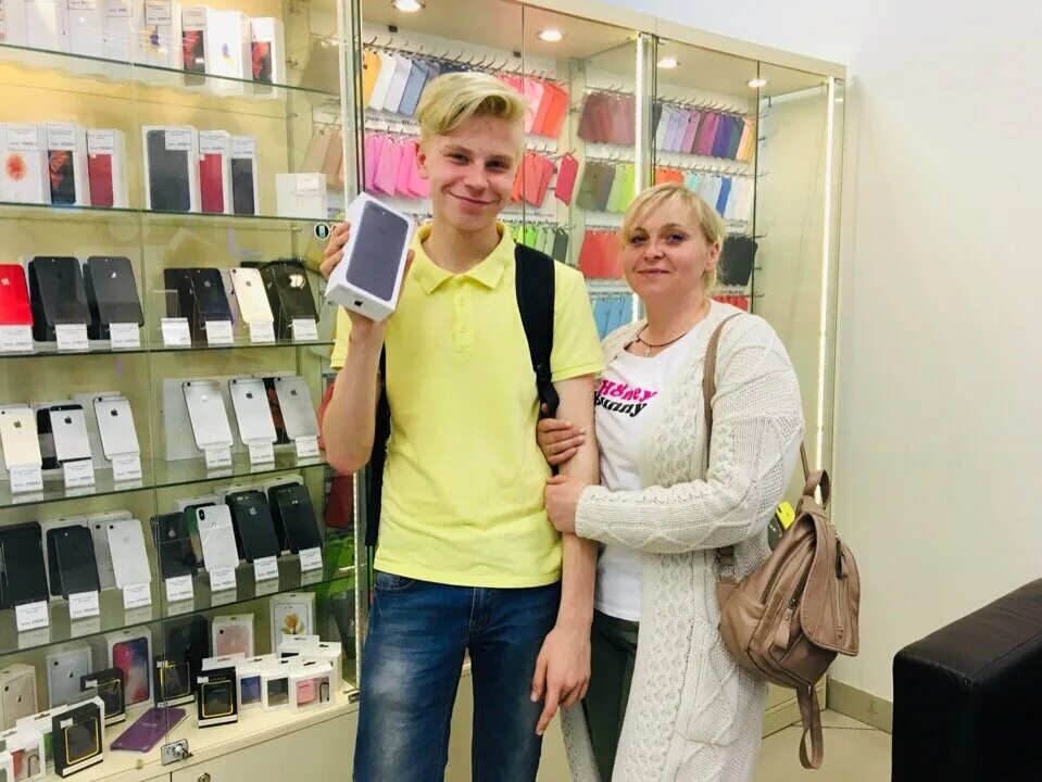 Miraphone магазин спб. Miraphone магазин дискаунтер мобильных телефонов. Mirafon saranonik. Miraphone. Miraphone магазин дискаунтер мобильных телефонов.