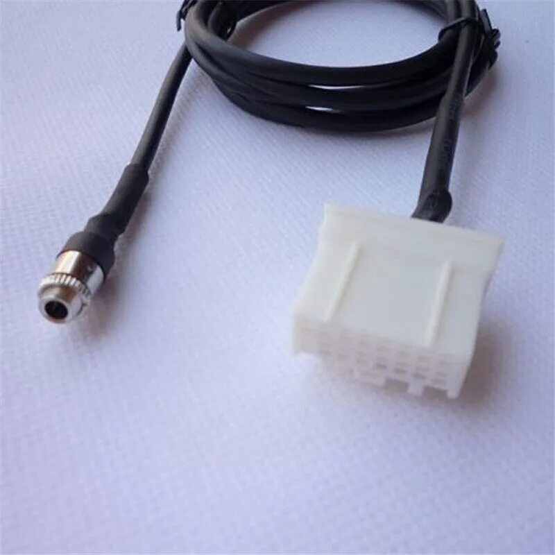 Aux Adapter Cable Mazda. Разъем аукс Мазда 6. Aux Mazda 3. Адаптер разъема aux для Mazda.