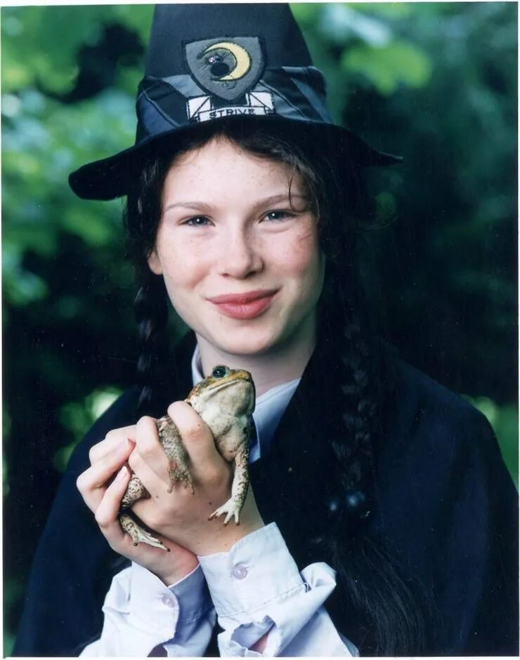 Самая плохая ведьма милдред. Самая плохая ведьма 1998-2001. Самая плохая ведьма 1998. Самая плохая ведьма 1998. Милдред хаббл самая плохая ведьма.