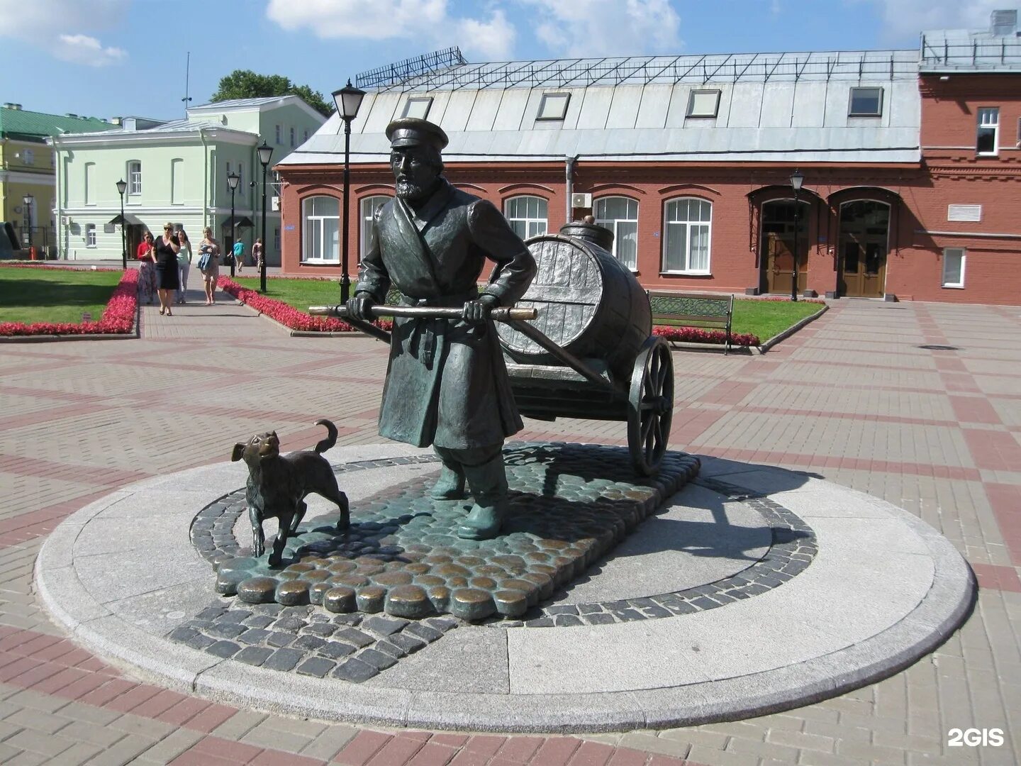 Памятник водовозу. Памятник водовозу СПБ. Симбирский водовоз Ульяновск. Водоканал памятник водовозу. Памятник водовозу Ульяновск.