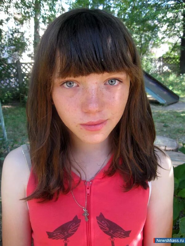 10 летние россия. Некрасивое лицо подростка. Девушки детдома.