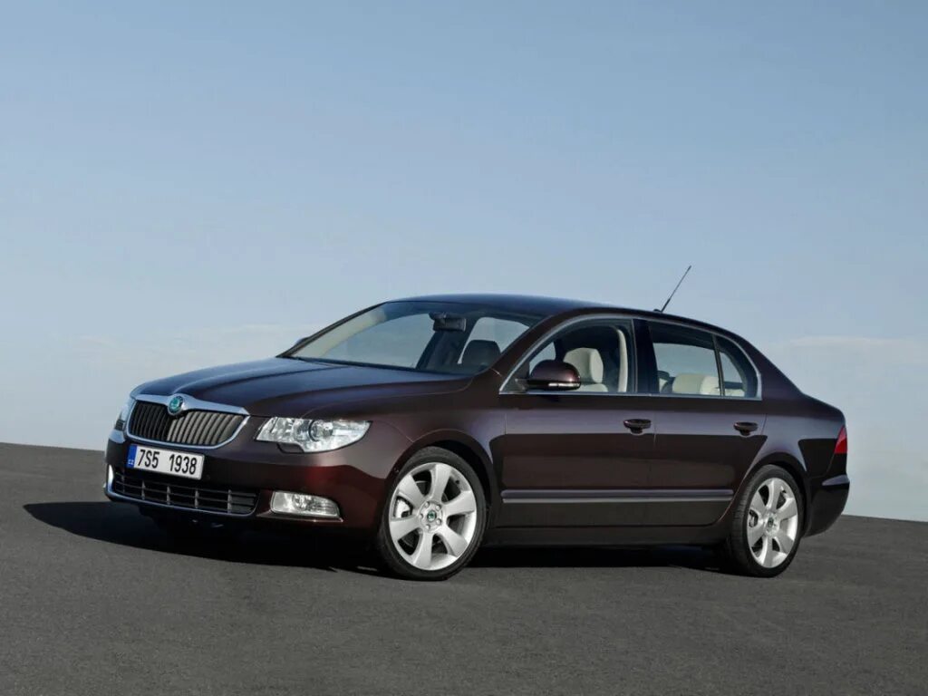 Superb ii. Шкода суперб 2. skoda superb b6. шкода суперб 1. škoda superb 2 поколения.