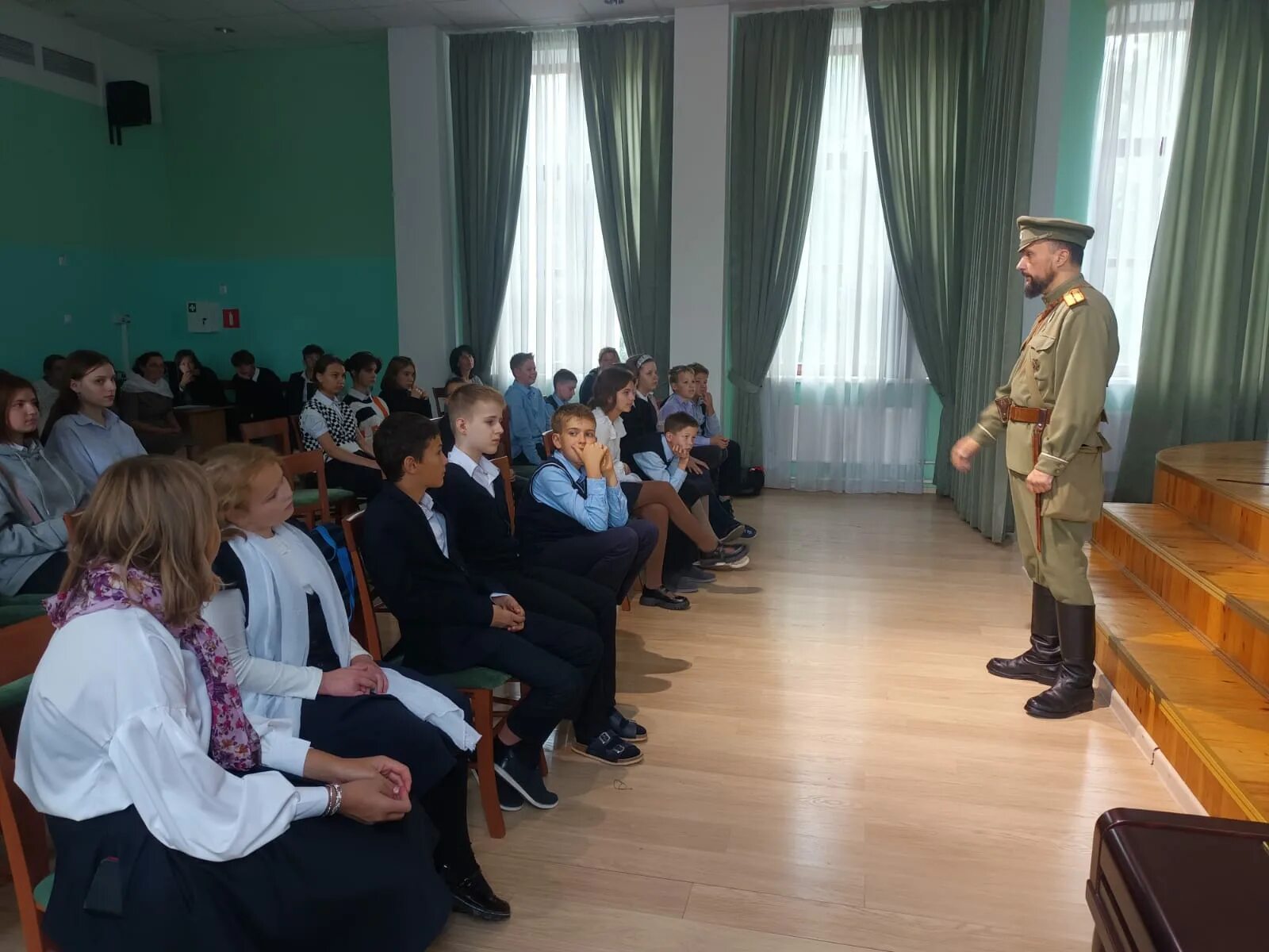 Гимназия Платона Левшина. Гимназия Платона Левшина семинария. Гимназия 14. Гимназия 16 Москва.