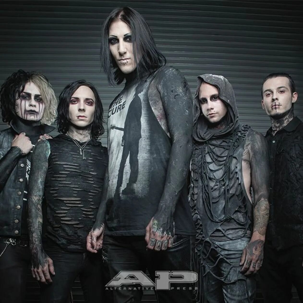 Motionless in white code. Группа motionless in white. motionless in white 2025. motionless in white 2005. motionless in white ин.