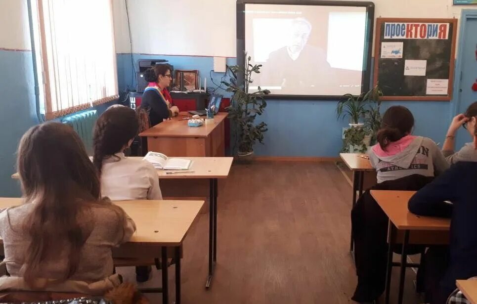 Золотые пески дагестан мамедкала. Сош 2 мамедкала. Мамедкала будущего. Мамедкала махачкала. Мэр избербаша 2022.