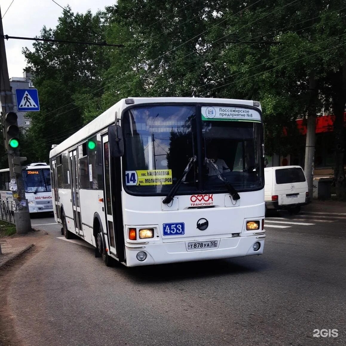 Триумф омск автобус. 14 Автобус Омск. 14 Маршрут Омск. Автобус 14.